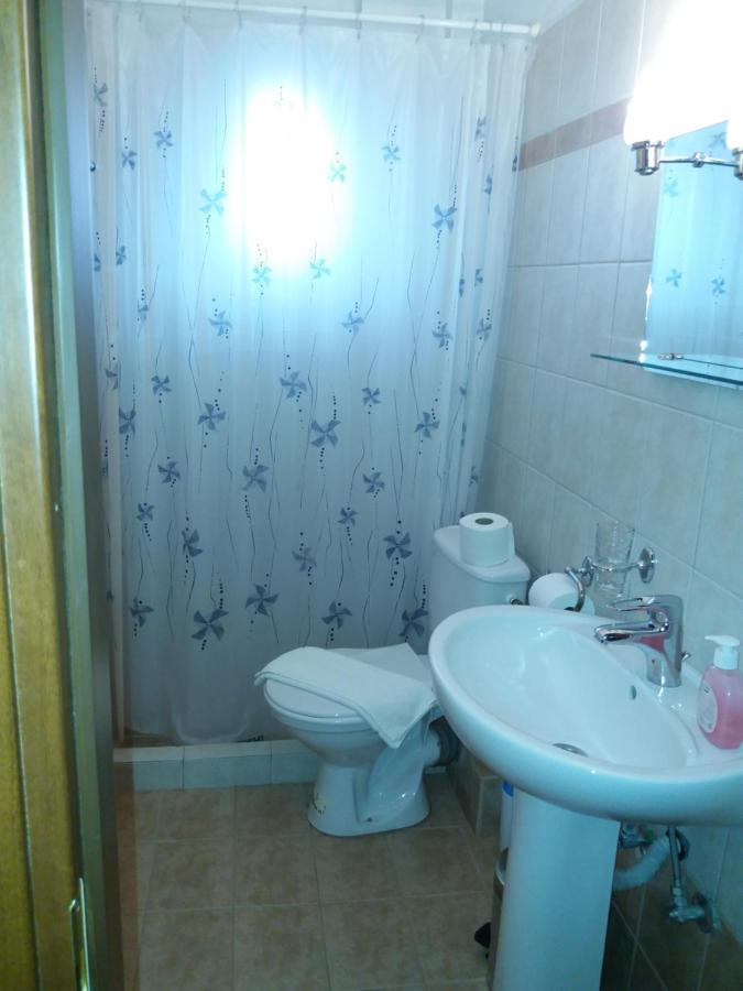 Kynthia Guesthouse เนโอโคริออน ภายนอก รูปภาพ